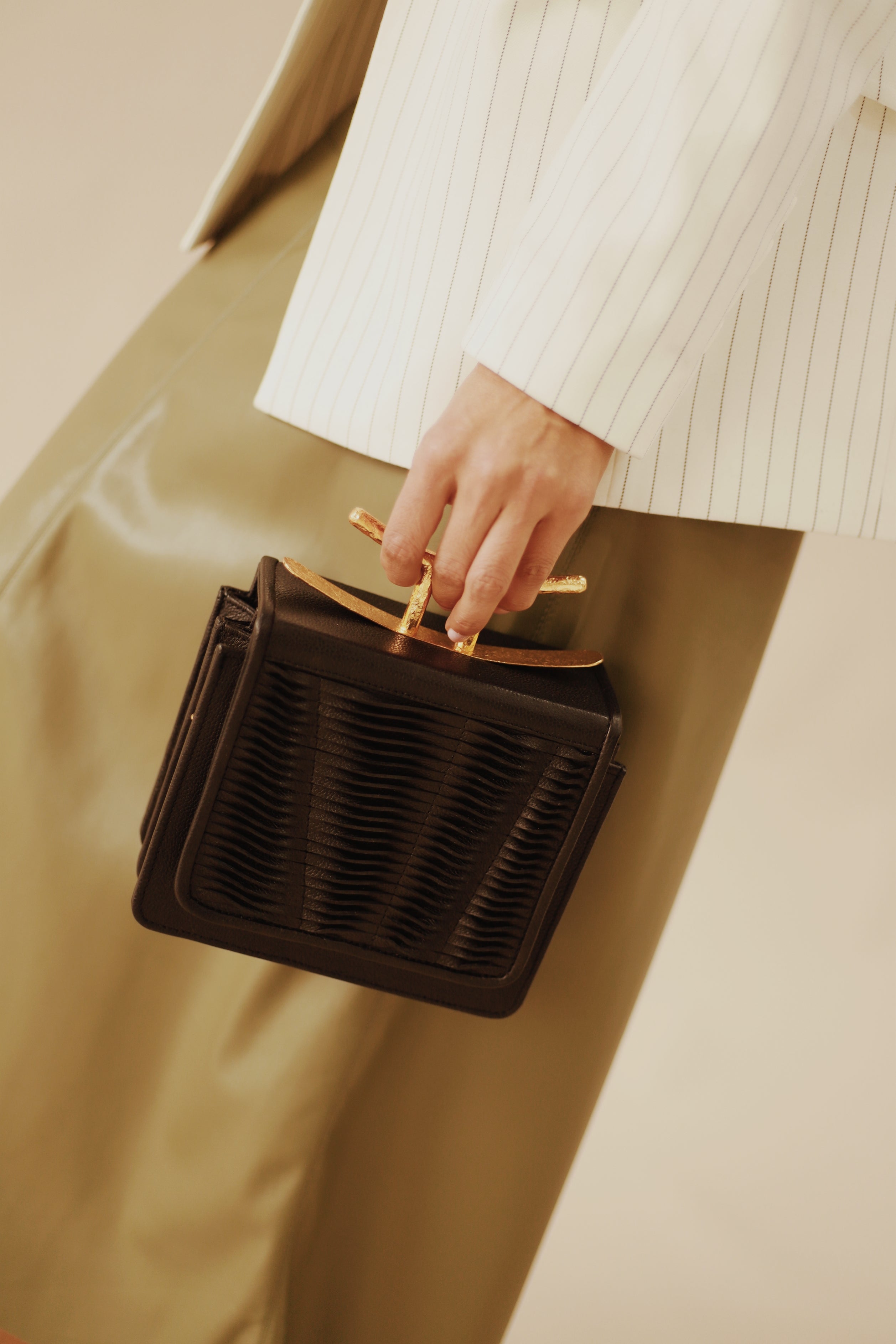 ZENU BAG BLACK